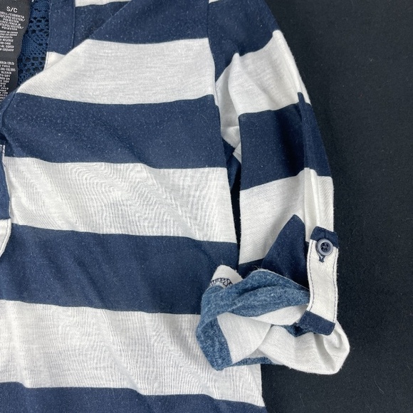Justify Womens Blouse Blue White Striped Small - Picture 4 of 10
